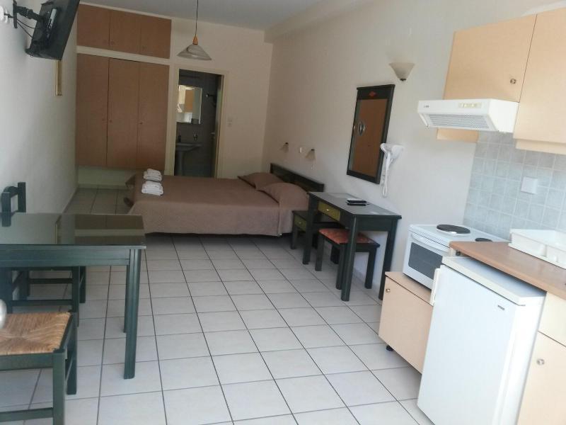 העיירה רתימנו Zannis Hotel מראה חיצוני תמונה