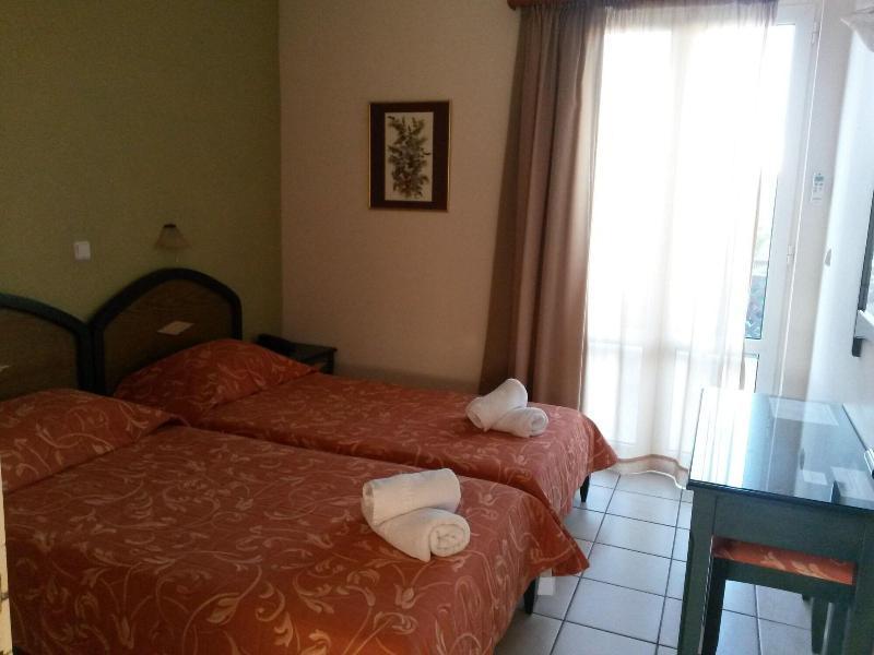 העיירה רתימנו Zannis Hotel מראה חיצוני תמונה