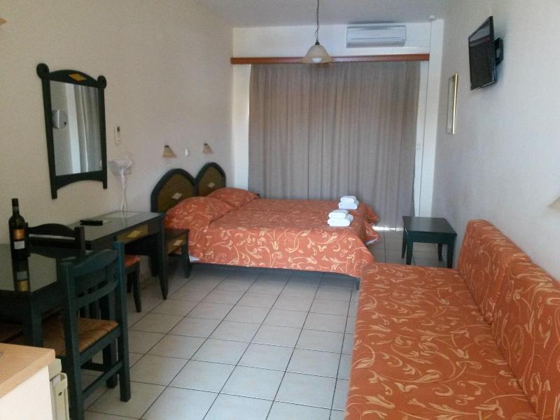 העיירה רתימנו Zannis Hotel מראה חיצוני תמונה