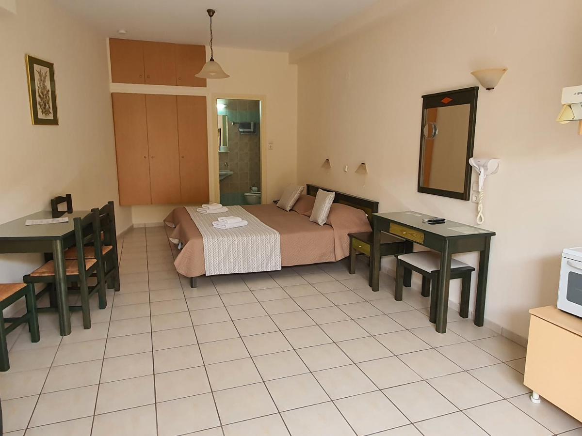 העיירה רתימנו Zannis Hotel מראה חיצוני תמונה