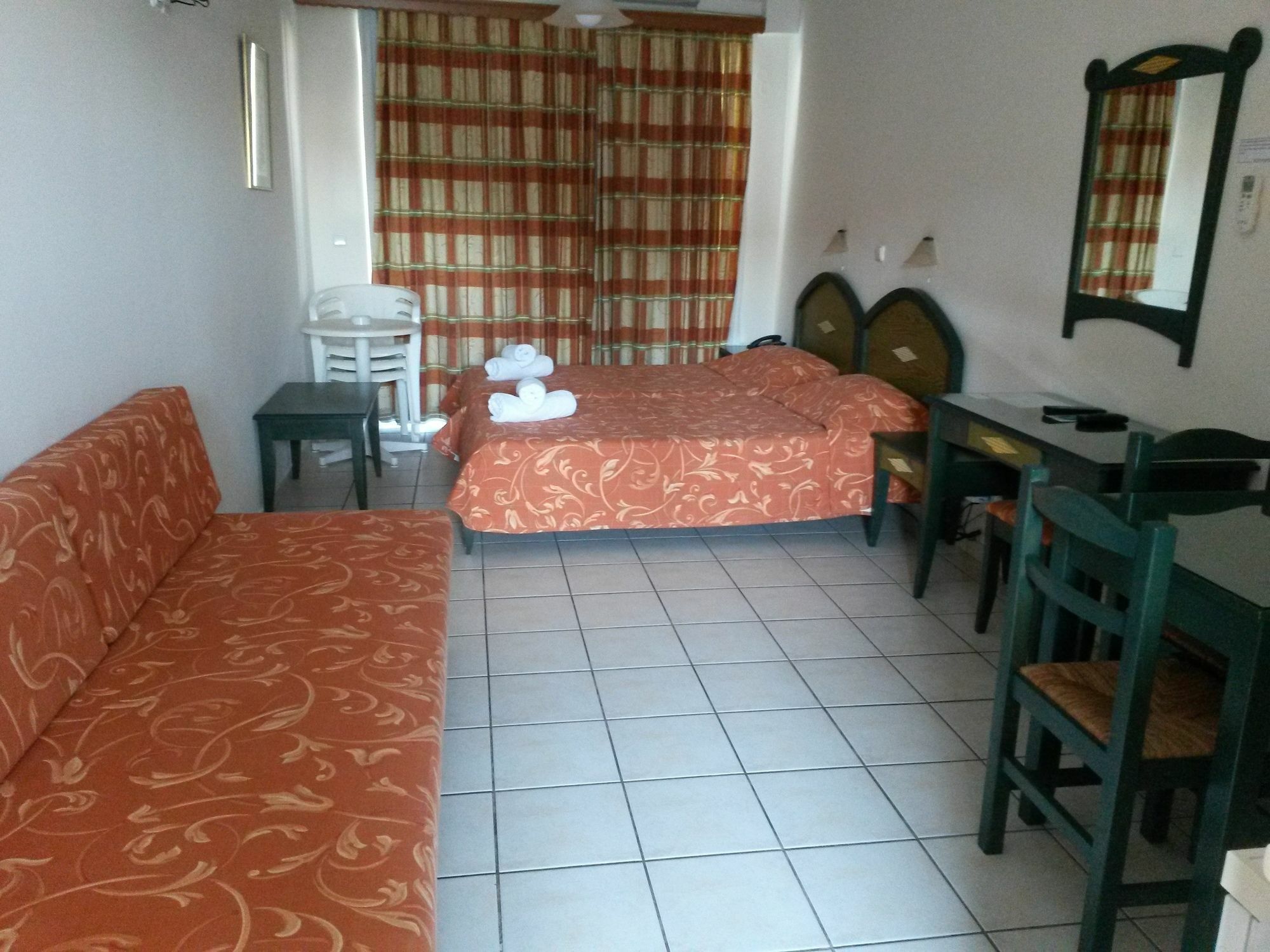 העיירה רתימנו Zannis Hotel מראה חיצוני תמונה