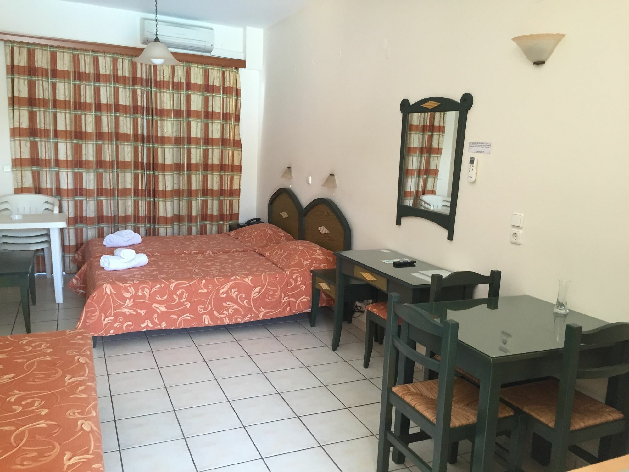 העיירה רתימנו Zannis Hotel מראה חיצוני תמונה