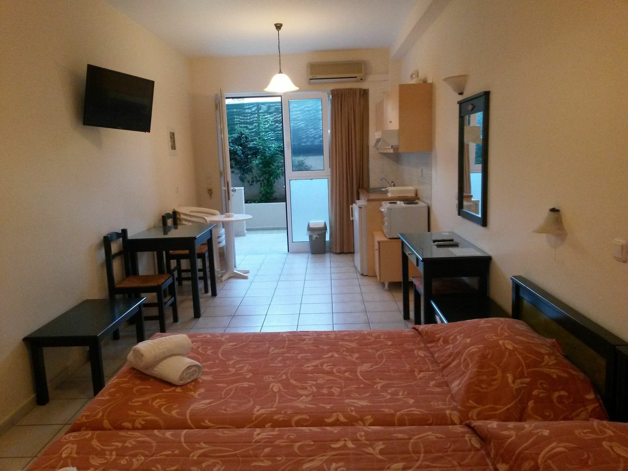 העיירה רתימנו Zannis Hotel מראה חיצוני תמונה